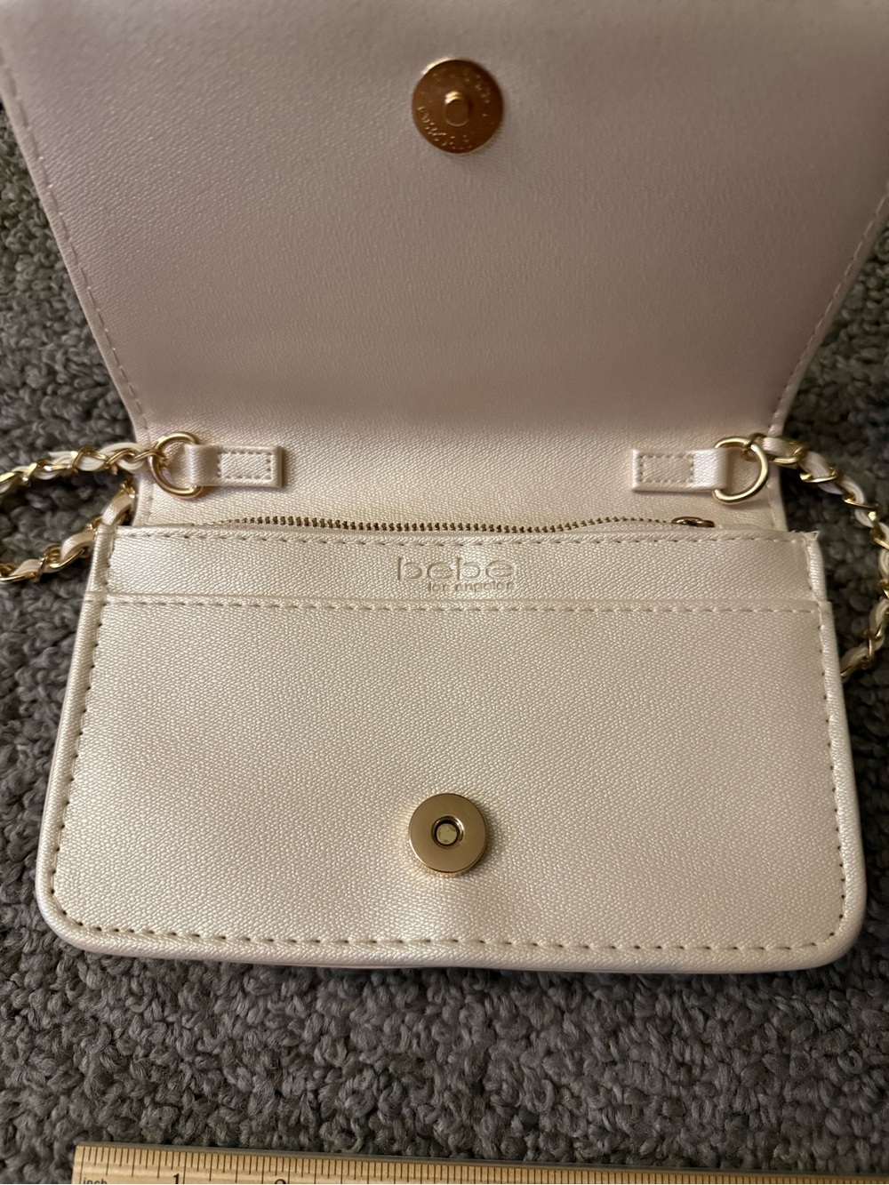 bebe Metallic Gold cream Logo Embossed Chain Crossbody - Picture 4 of 6